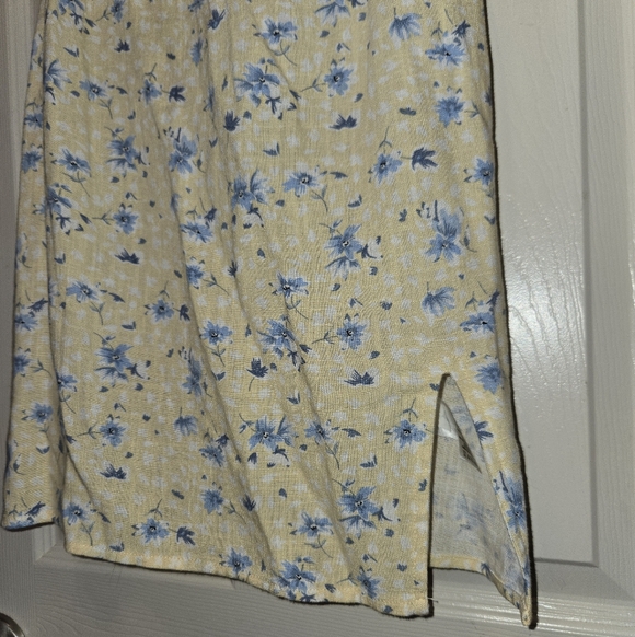 Aeropostale Yellow Mini Dress with Blue Floral Print - Picture 2 of 5